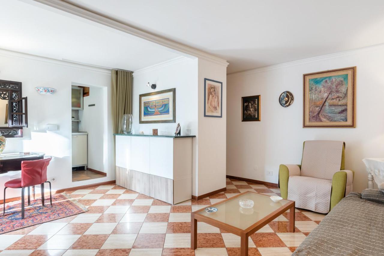 קטאניה Via Etnea Cozy Apartment With Balcony מראה חיצוני תמונה