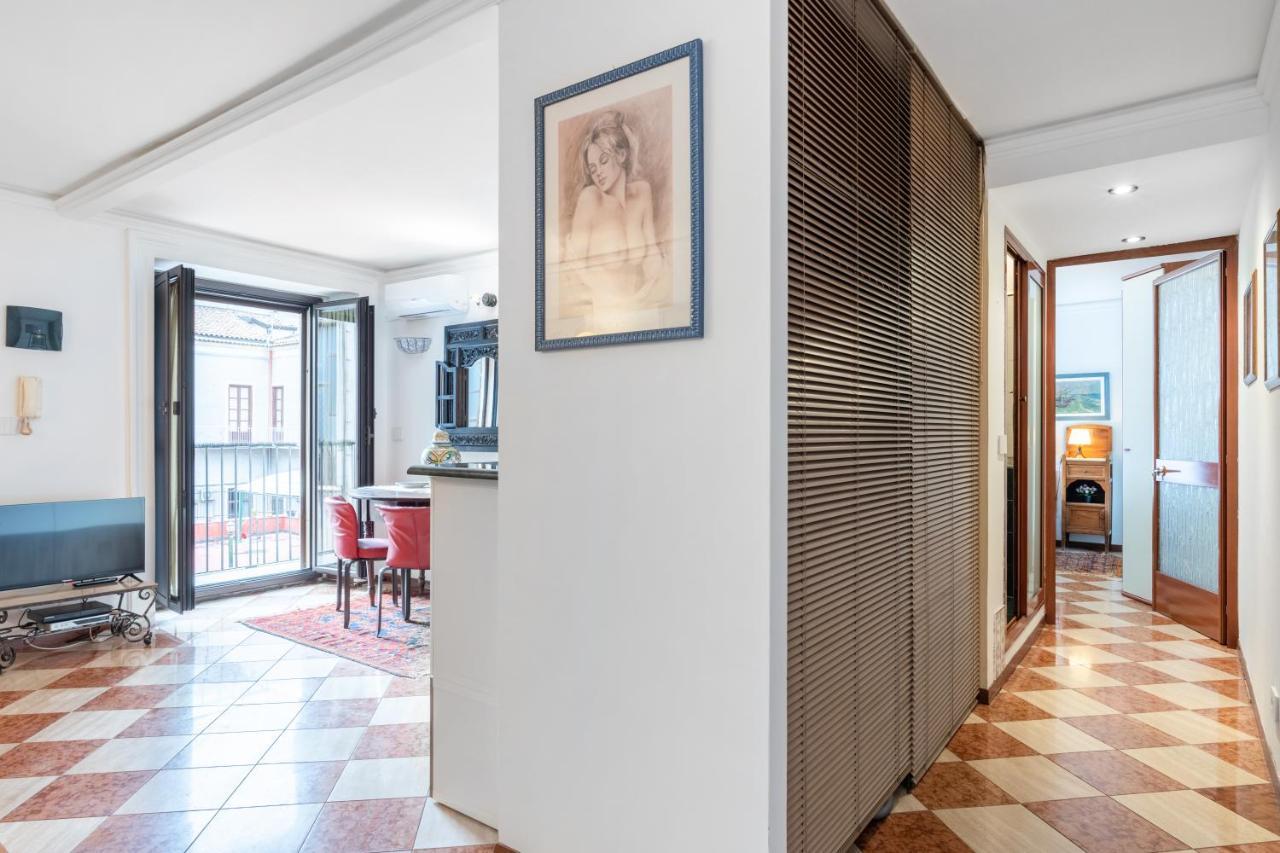 קטאניה Via Etnea Cozy Apartment With Balcony מראה חיצוני תמונה